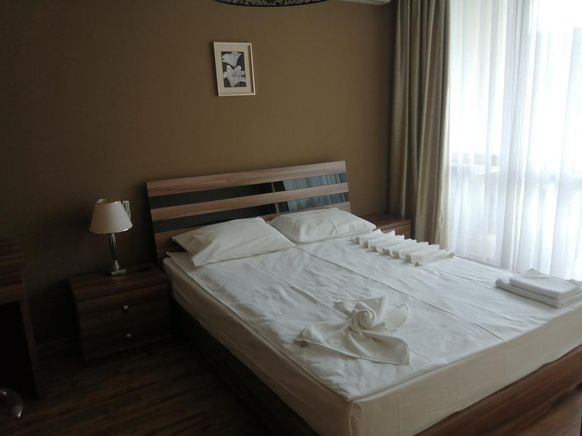 Golden Line Aparthotel Nisipurile de Aur Exterior foto